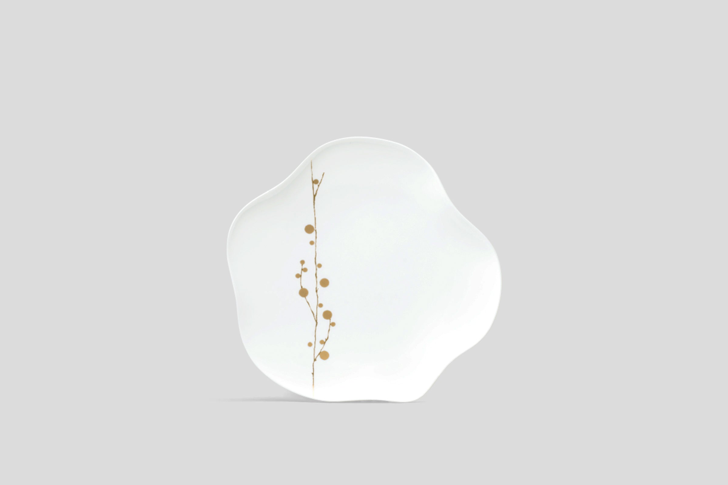 Nikko Golden Berry Blossom Plate